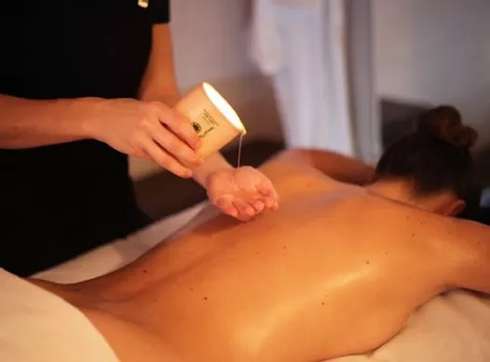 Wellness treatment Candle Wax Massage (2 people)